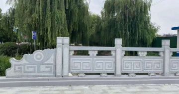 周口 芝麻灰桥栏杆、河道栏杆安装效果