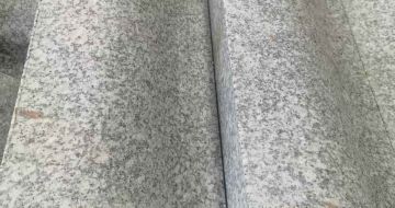 周口芙蓉白S型拉丝面路沿石