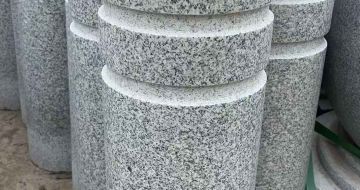 周口 芝麻白花岗岩挡车柱、隔离柱多少钱