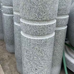 周口 芝麻白花岗岩挡车柱、隔离柱多少钱