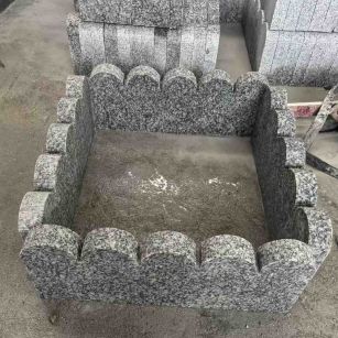 周口 花边石、花坛围栏石、花池界石、菜园栅栏石、镶边石、波浪状界石介绍