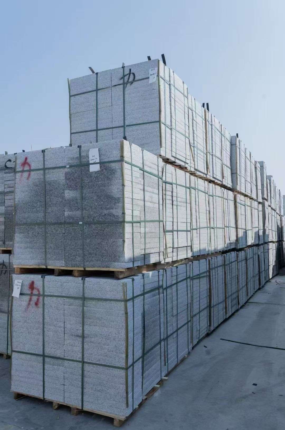 周口 芙蓉白、大花白、小白花荔枝面成品地铺石