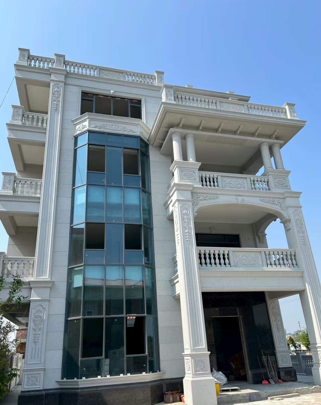 周口 芝麻白花岗岩别墅外墙干挂效果展示