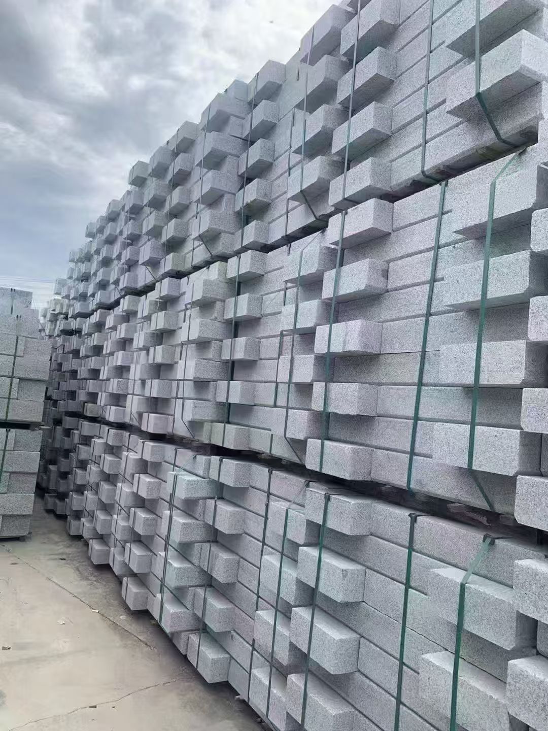 周口 芝麻灰侧石