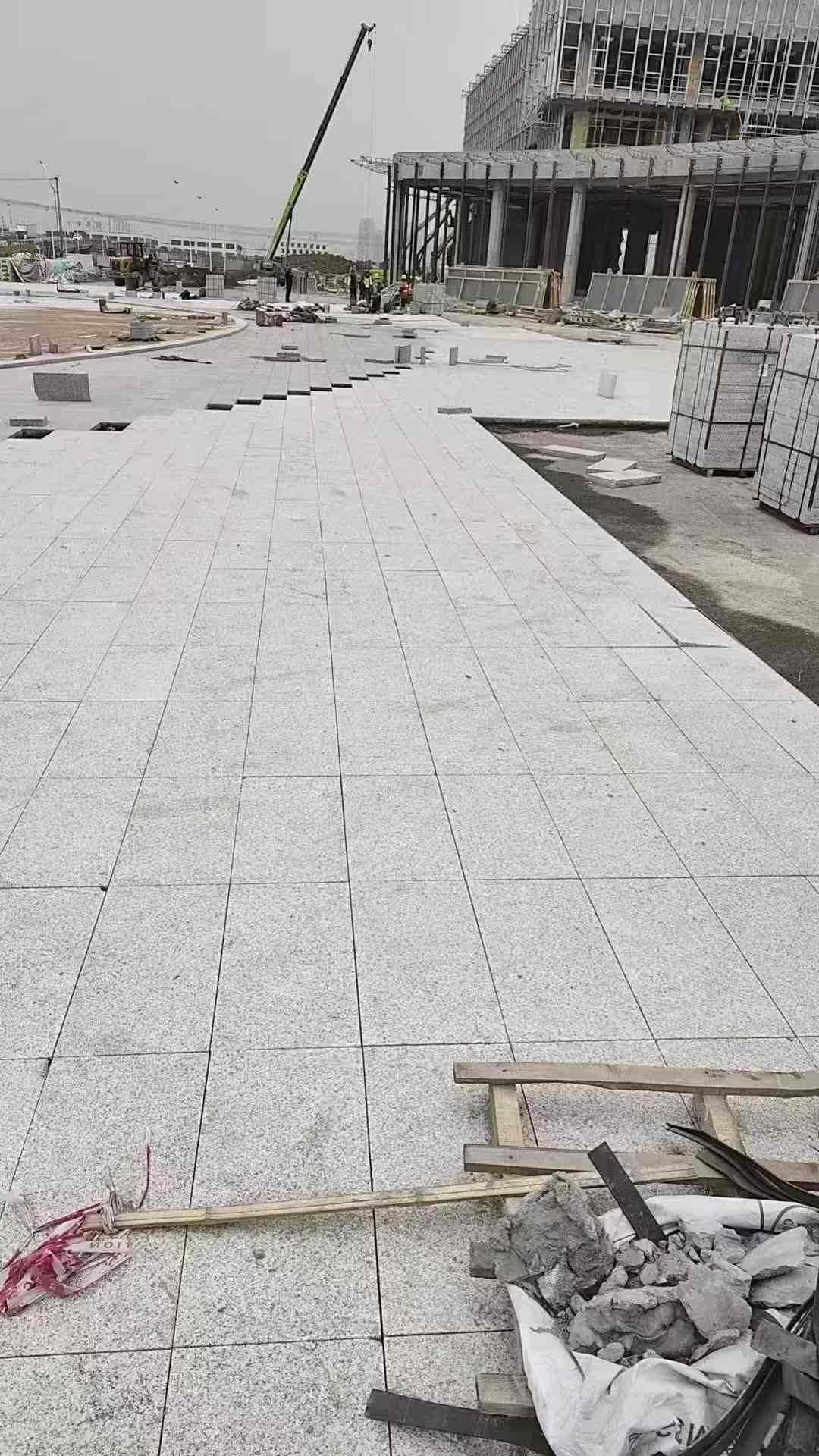 周口芝麻白地铺案例