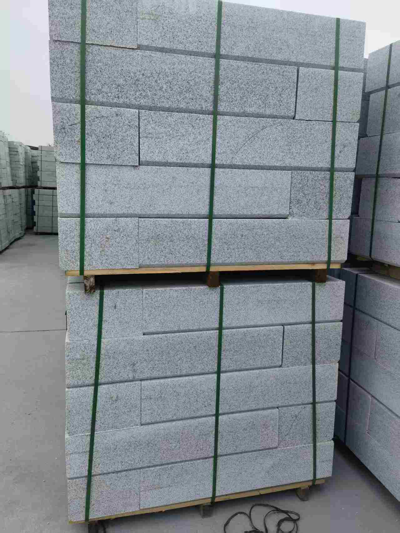 周口芝麻白路沿石