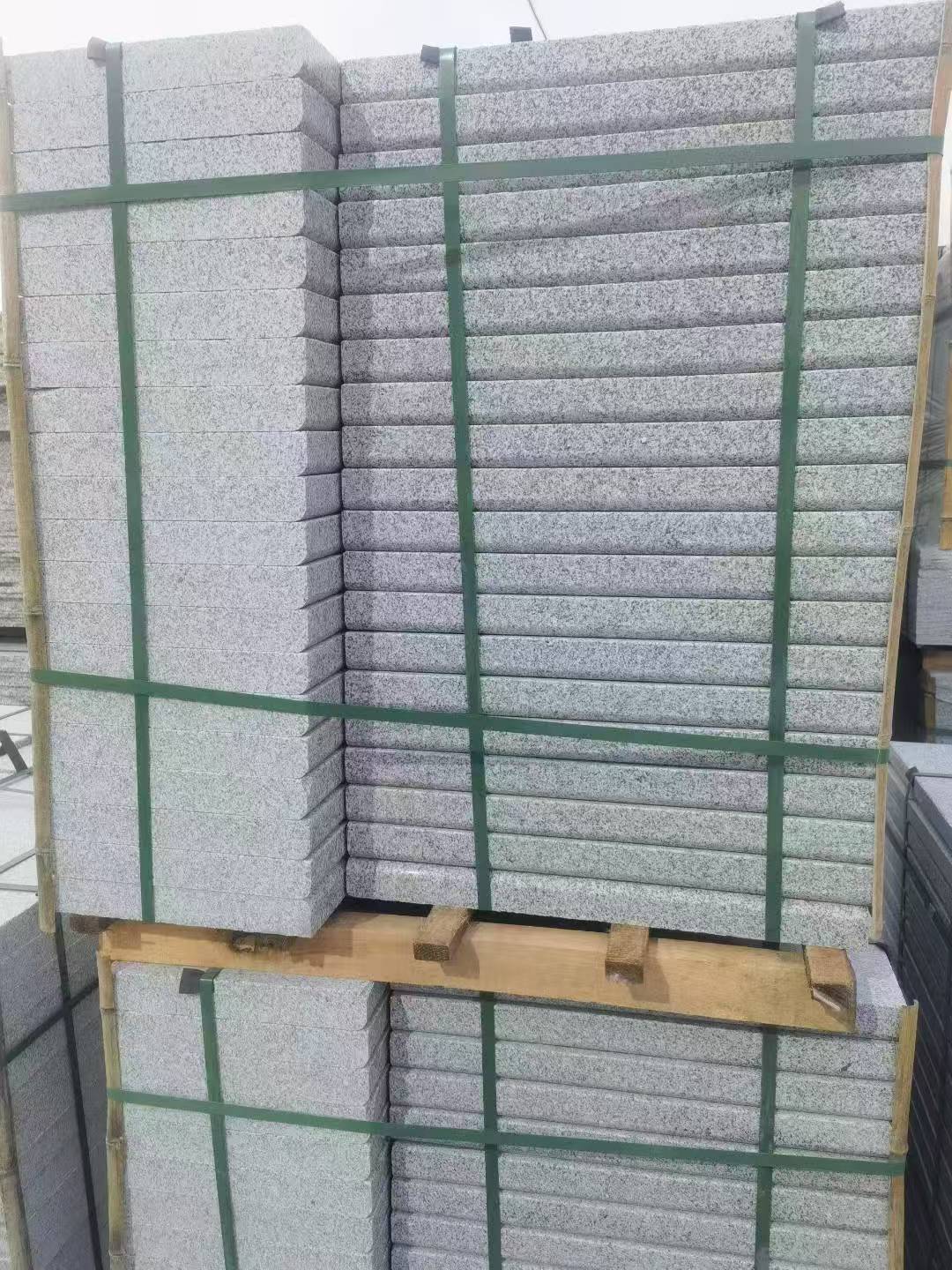 周口 5公分芝麻白，倒斜角，室外楼梯踏步