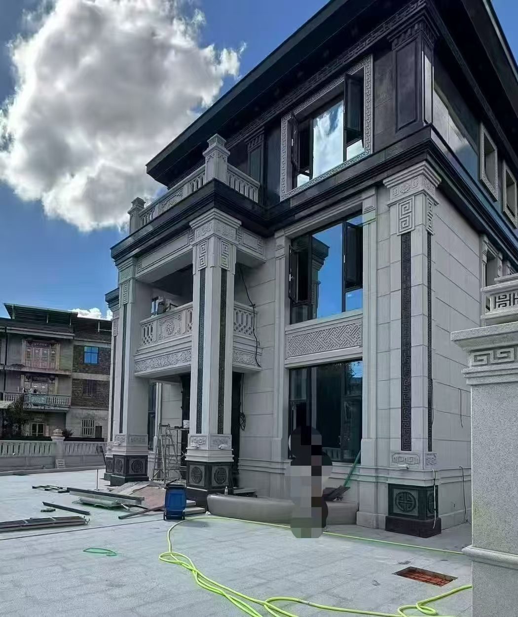 周口 别墅干挂，芝麻白与芝麻黑完美配合