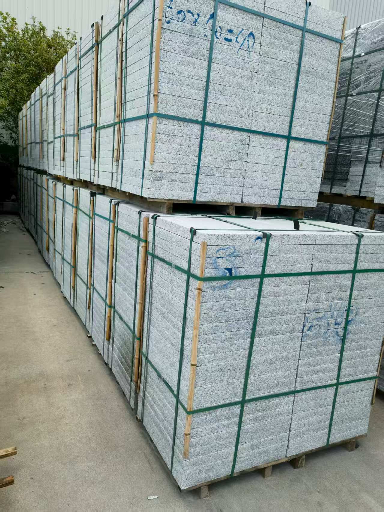 周口 大花芙蓉白火烧成品，市政园林广场地铺石