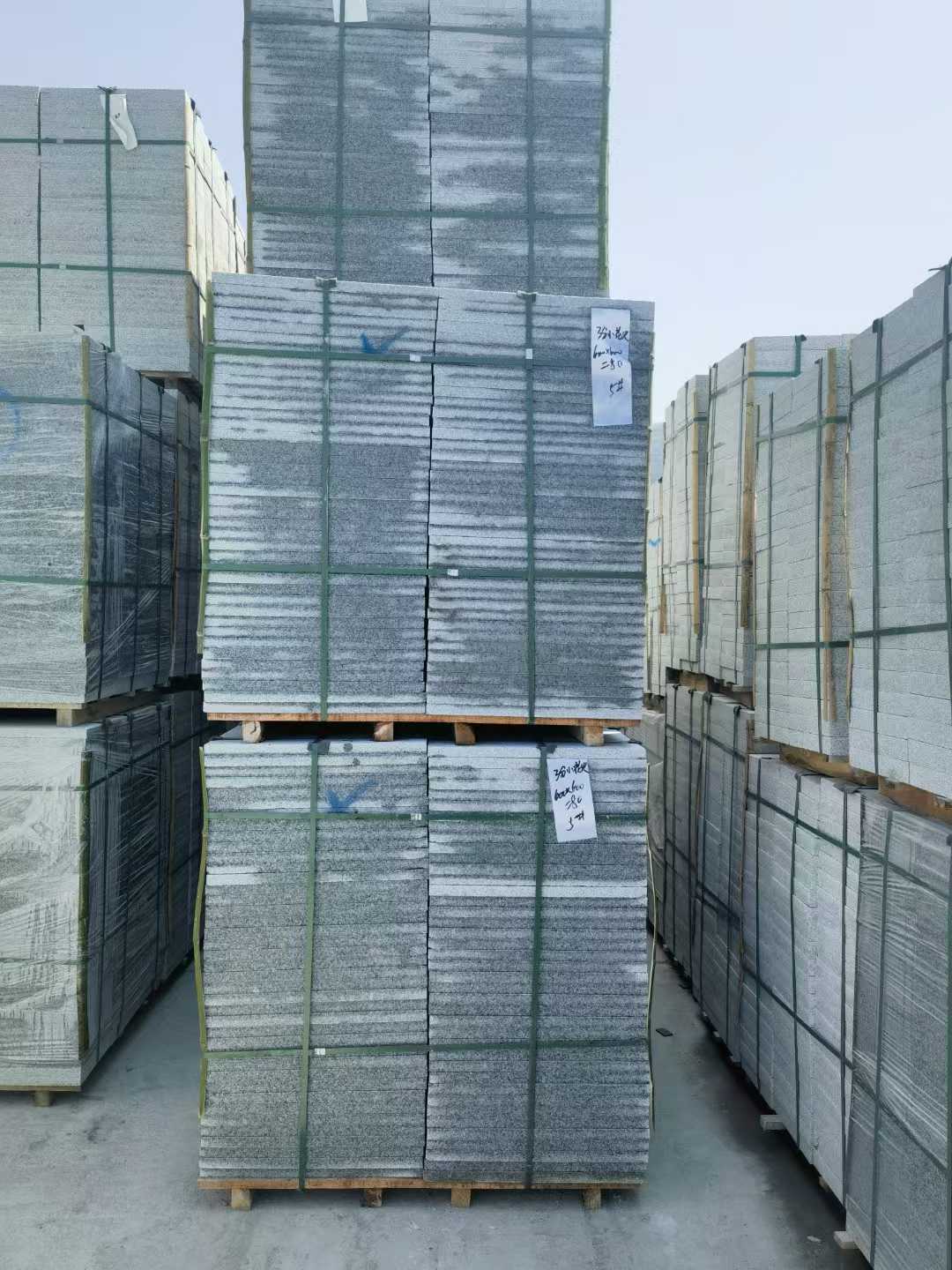 周口芝麻白地铺成品